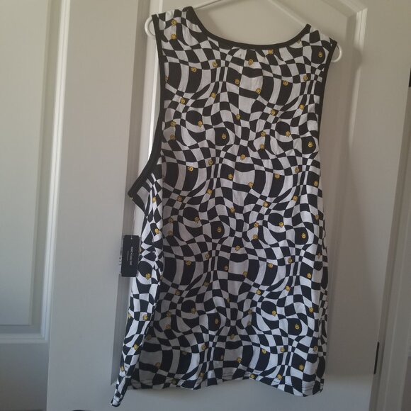 Grand Beach Club Tank - Picture 2 of 9